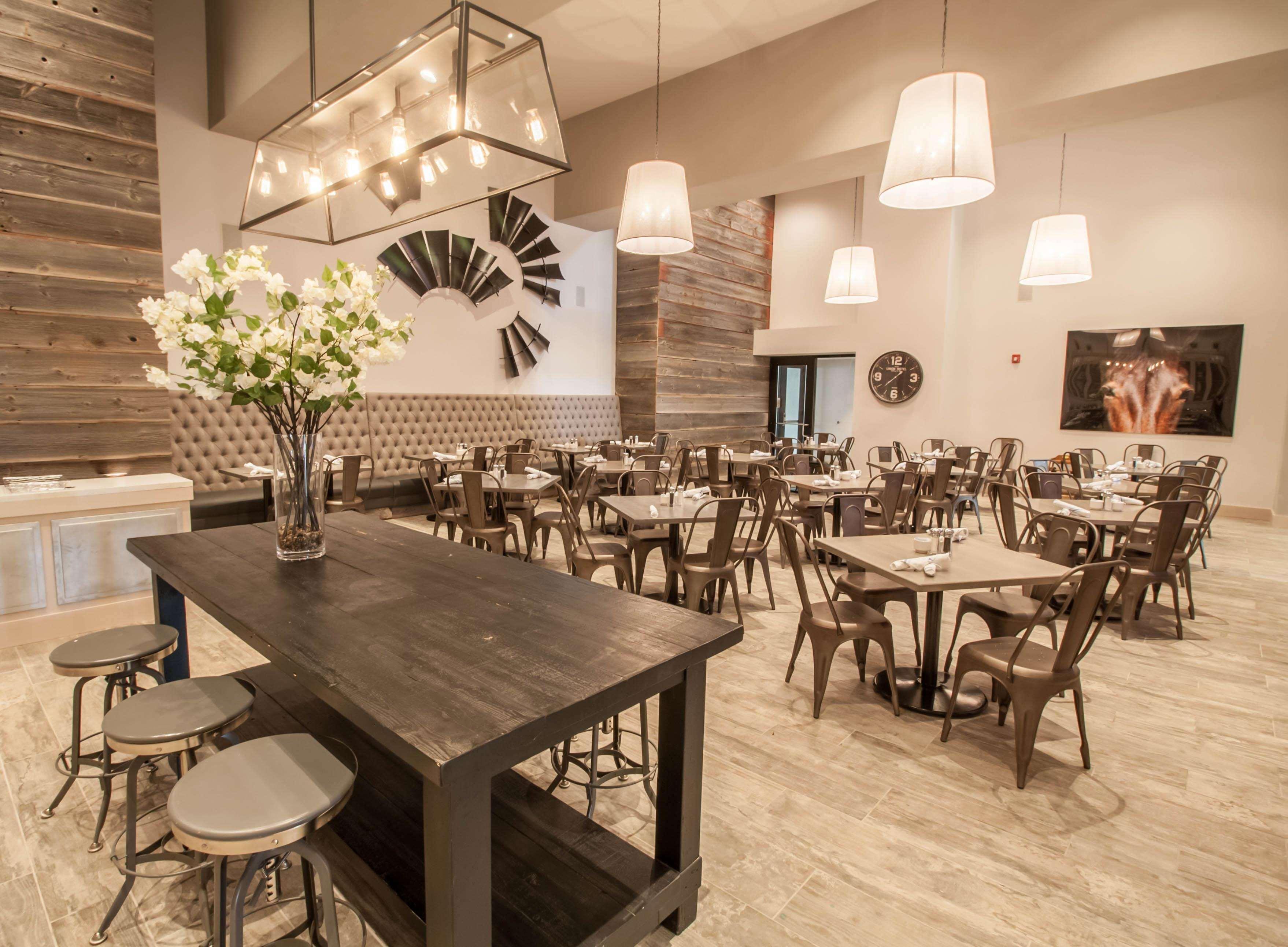 Hotel Renovo Urbandale Exteriér fotografie
